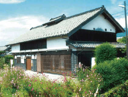 復元された雷電生家